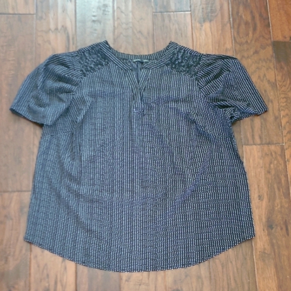 Adrianna Papell women's black top with white polka-dots size 1X